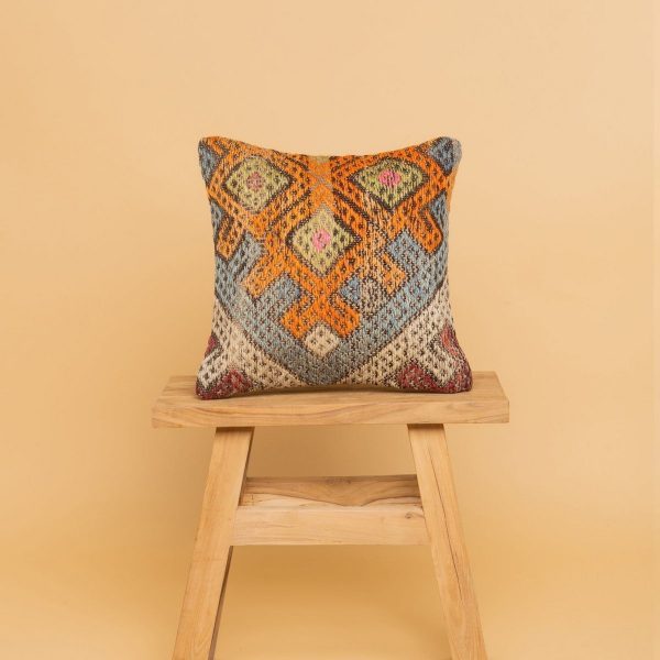 Kilim Cushion Sultan