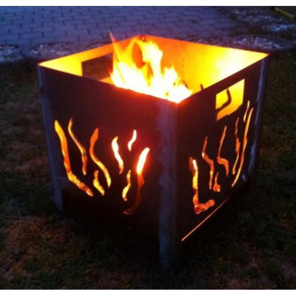 Feuerkorb aus Metall | Gartendeko Rost Feuerstelle