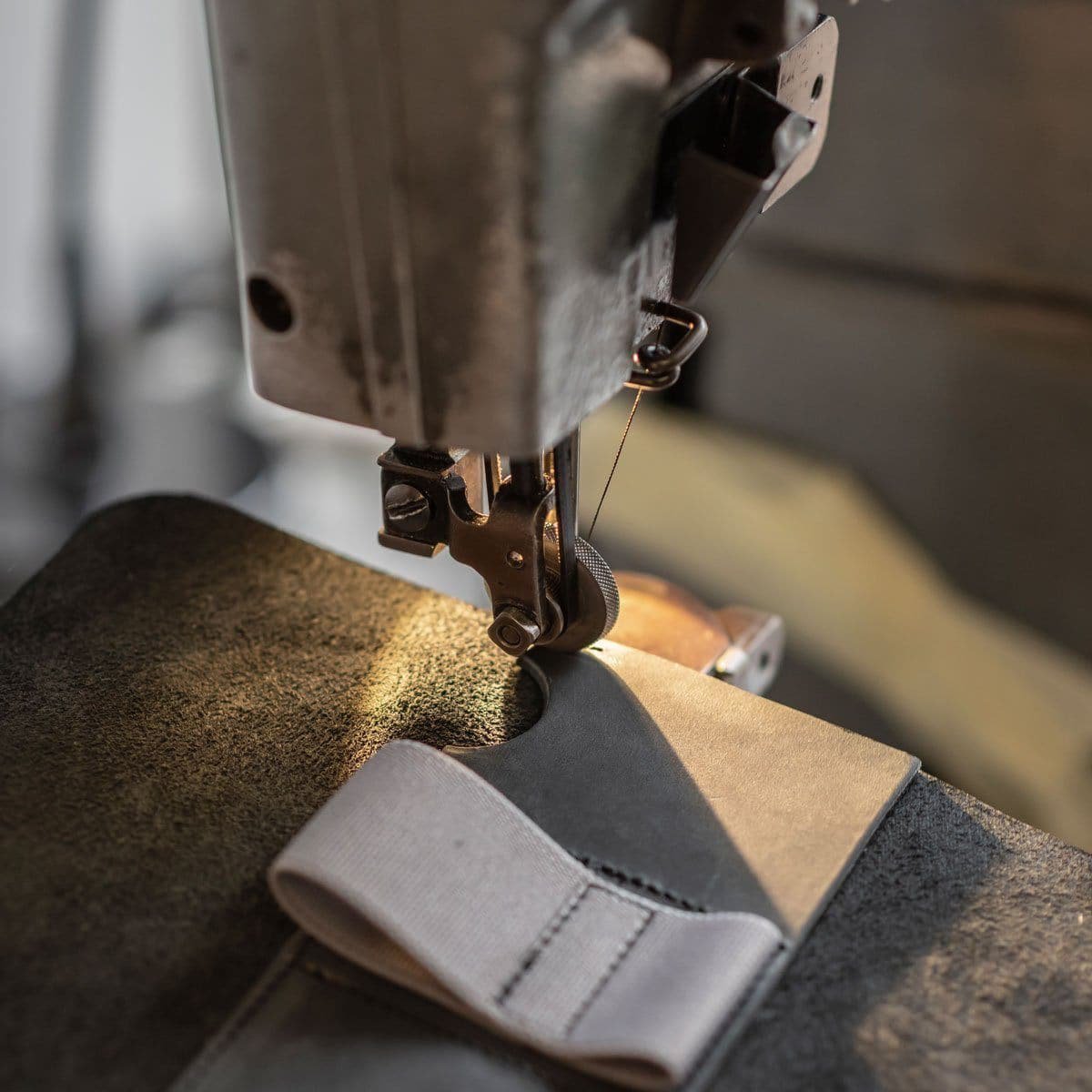 Ledertasche | Etui für Rasierer und Rasierpinsel – Bild 6